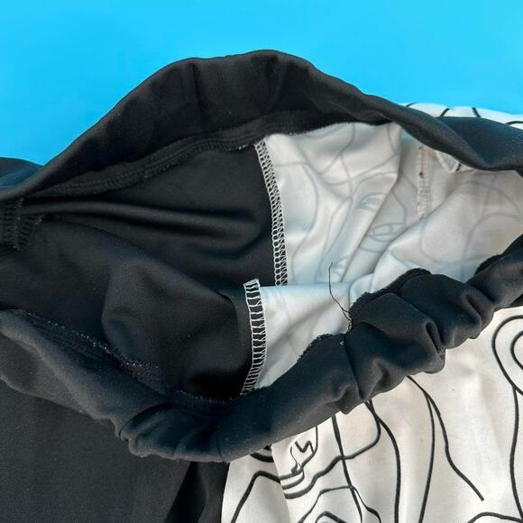 Picasso Contrast Shorts. Light weight men’s size 32 x 8 black / white - Picture 3 of 6